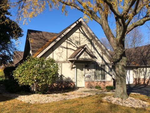 A home in Crest Hill