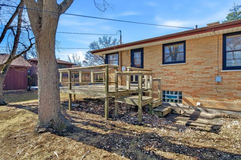 Tiny photo for 14601 Linder Avenue, Midlothian, IL 60445 (MLS # 12531281)