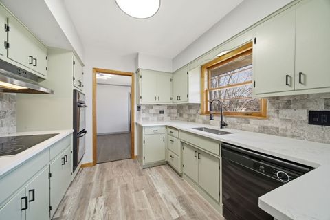 Tiny photo for 14601 Linder Avenue, Midlothian, IL 60445 (MLS # 12531281)