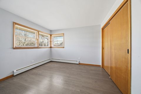 Tiny photo for 14601 Linder Avenue, Midlothian, IL 60445 (MLS # 12531281)