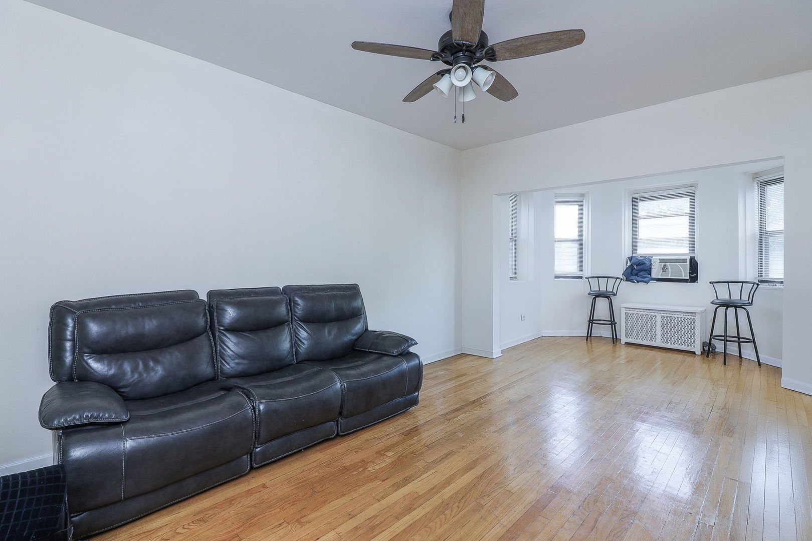 3100 W Douglas Boulevard