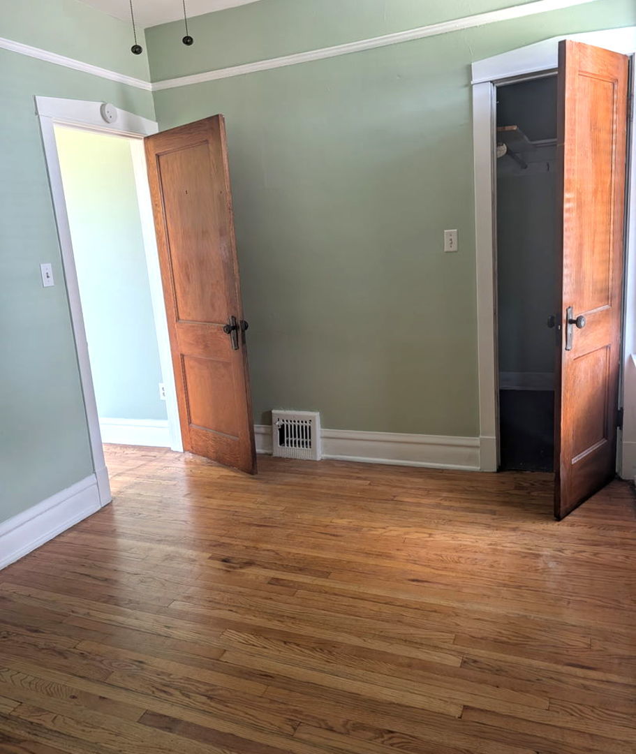 1900 Harvey Avenue 2W