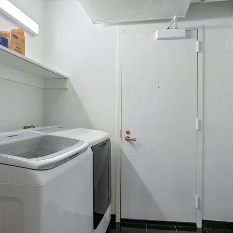 Tiny photo for 132 E Delaware Place #5106, Chicago, IL 60611 (MLS # 12561061)