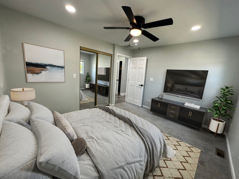 Tiny photo for 343 E North Avenue, Lombard, IL 60148 (MLS # 12498808)