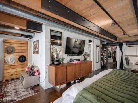 Tiny photo for 1000 W WASHINGTON Boulevard #542, Chicago, IL 60607 (MLS # 12488773)