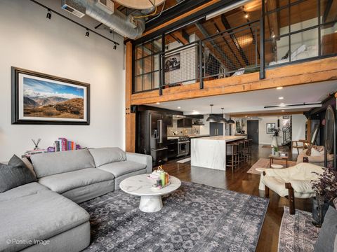 Tiny photo for 1000 W WASHINGTON Boulevard #542, Chicago, IL 60607 (MLS # 12488773)