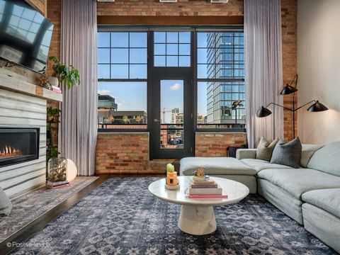 Tiny photo for 1000 W WASHINGTON Boulevard #542, Chicago, IL 60607 (MLS # 12488773)