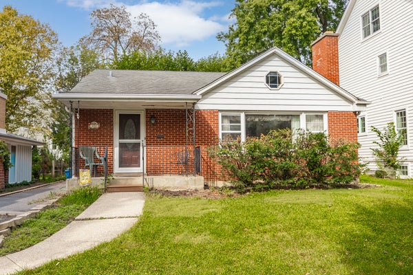 122 S QUINCY ST, HINSDALE, IL 60521 - Image e925fb6d9a15096bb01bc8f940d20d9d/2699547849