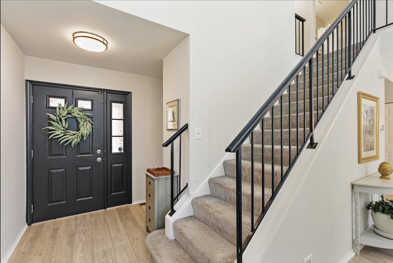 2185 CAMDEN Lane