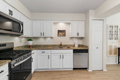 Tiny photo for 2185 CAMDEN Lane, Hanover Park, IL 60133 (MLS # 12694168)