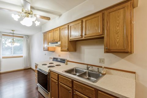 Tiny photo for 2600 Brookwood Way Drive #316A, Rolling Meadows, IL 60008 (MLS # 12423408)