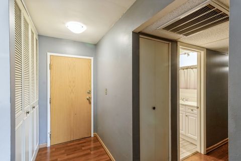 Tiny photo for 2600 Brookwood Way Drive #316A, Rolling Meadows, IL 60008 (MLS # 12423408)