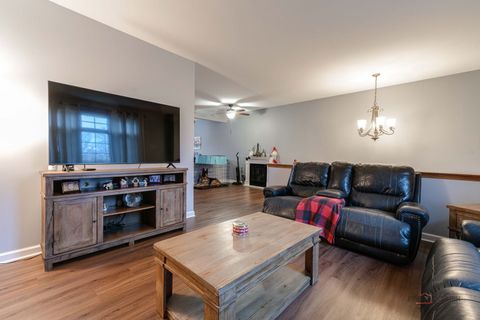 Tiny photo for 285 Regency Court Unit B Court, Wauconda, IL 60084 (MLS # 12582460)