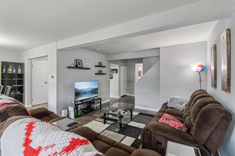 Tiny photo for 556 Leslie Lane, Bolingbrook, IL 60440 (MLS # 12486605)