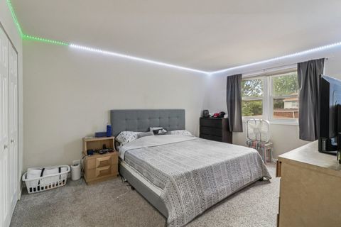 Tiny photo for 556 Leslie Lane, Bolingbrook, IL 60440 (MLS # 12486605)