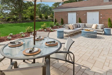 Tiny photo for 2430 Dorina Drive, Northfield, IL 60093 (MLS # 12491924)