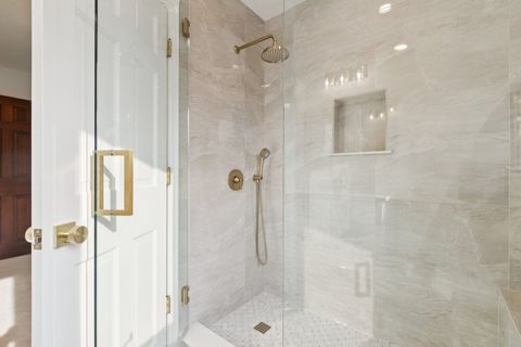 Tiny photo for 2430 Dorina Drive, Northfield, IL 60093 (MLS # 12491924)