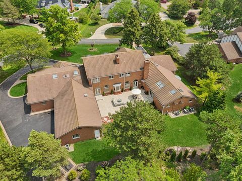Tiny photo for 2430 Dorina Drive, Northfield, IL 60093 (MLS # 12491924)