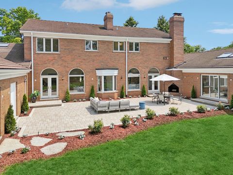 Tiny photo for 2430 Dorina Drive, Northfield, IL 60093 (MLS # 12491924)