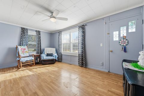 Tiny photo for 101 Oakleaf Road, Lake In The Hills, IL 60156 (MLS # 12612981)