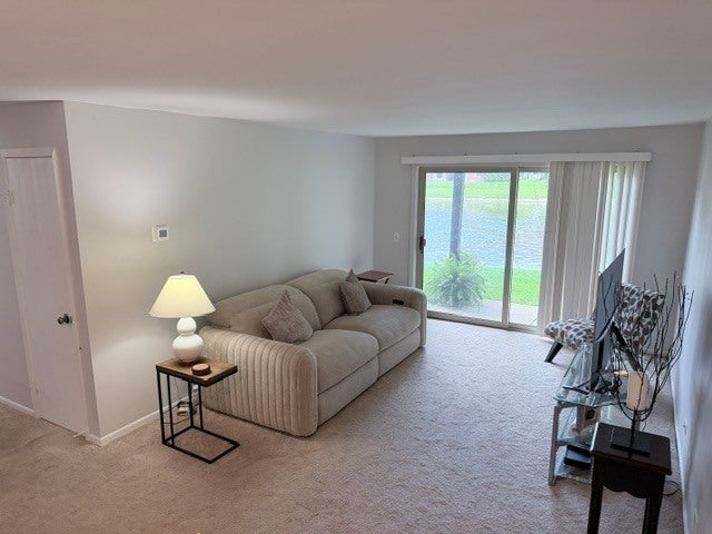 1573 Raymond Drive 102