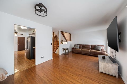 Tiny photo for 302 Linden Lane, Wheeling, IL 60090 (MLS # 12573958)