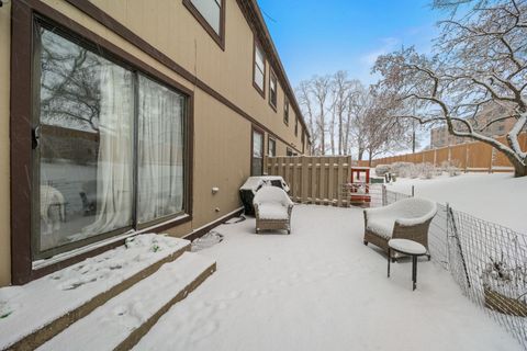 Tiny photo for 302 Linden Lane, Wheeling, IL 60090 (MLS # 12573958)