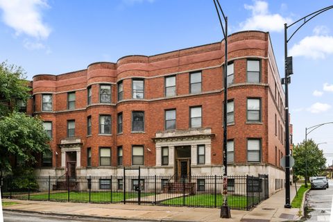 Photo of 5906 S King Drive #A3, Chicago, IL 60637 (MLS # 12522768)