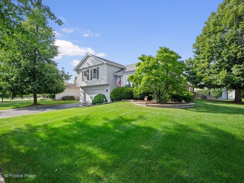 Tiny photo for 575 Adare Road, Bartlett, IL 60103 (MLS # 12729934)