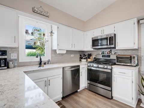 Tiny photo for 575 Adare Road, Bartlett, IL 60103 (MLS # 12729934)