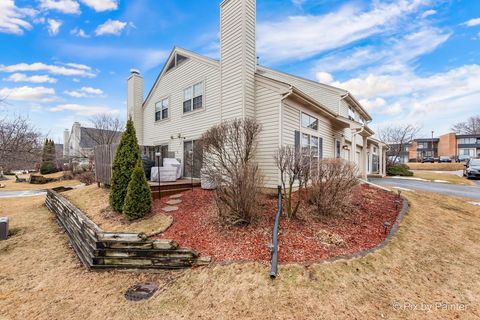Tiny photo for 1056 N Knollwood Drive, Palatine, IL 60067 (MLS # 12492900)