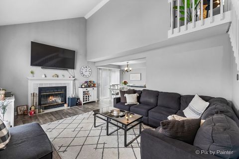 Tiny photo for 1056 N Knollwood Drive, Palatine, IL 60067 (MLS # 12492900)