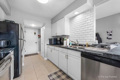 Tiny photo for 1056 N Knollwood Drive, Palatine, IL 60067 (MLS # 12492900)