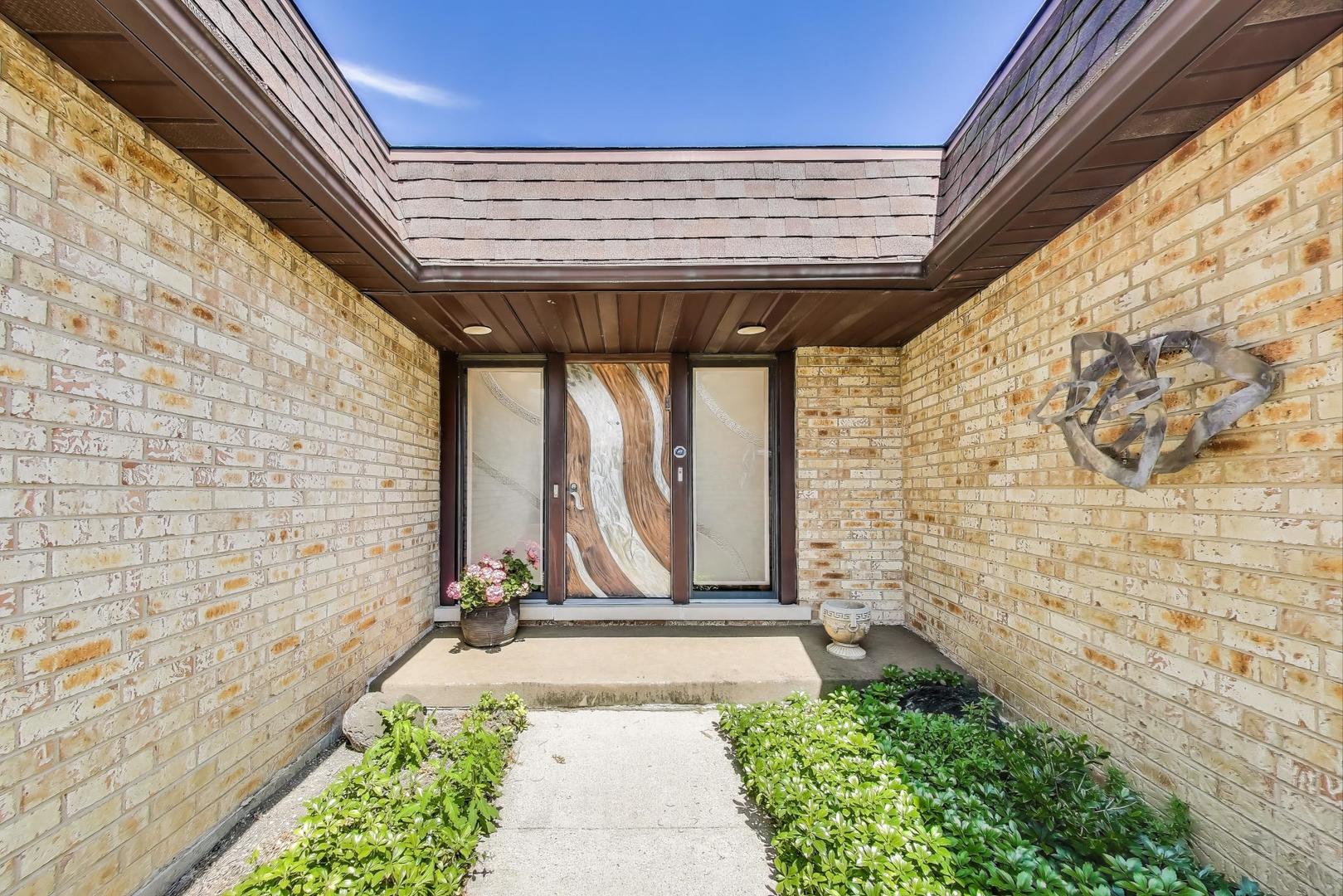 2439 Greenwood Road