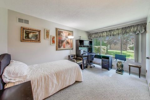 Tiny photo for 2439 Greenwood Road, Northbrook, IL 60062 (MLS # 12435601)