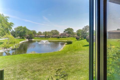 Tiny photo for 2439 Greenwood Road, Northbrook, IL 60062 (MLS # 12435601)