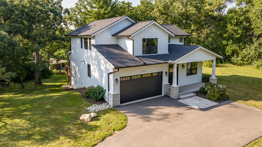 3226 Chelmsford Drive