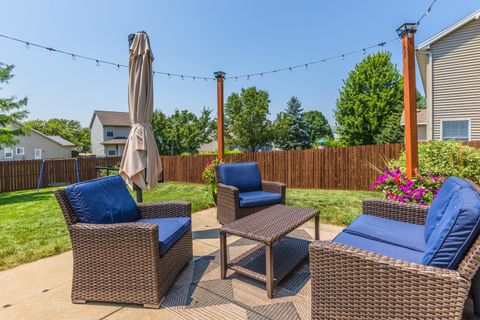 Tiny photo for 2804 Longmeadow Lane, Bloomington, IL 61704 (MLS # 12574410)