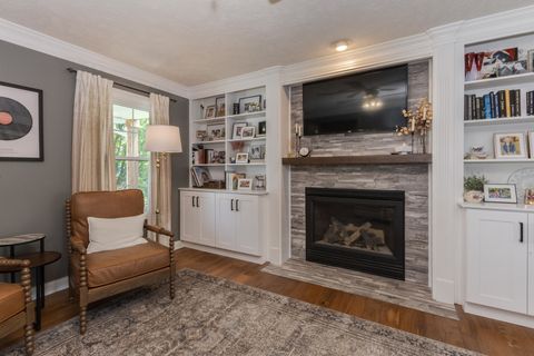 Tiny photo for 2804 Longmeadow Lane, Bloomington, IL 61704 (MLS # 12574410)