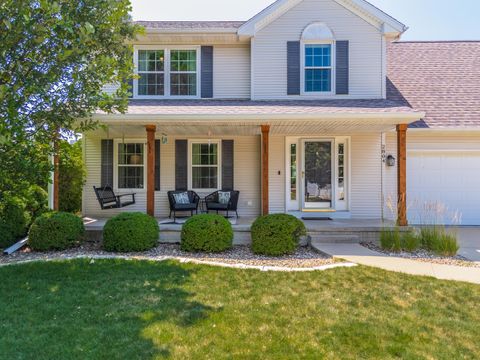 Tiny photo for 2804 Longmeadow Lane, Bloomington, IL 61704 (MLS # 12574410)