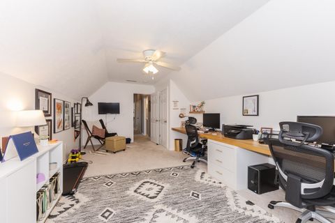 Tiny photo for 2804 Longmeadow Lane, Bloomington, IL 61704 (MLS # 12574410)