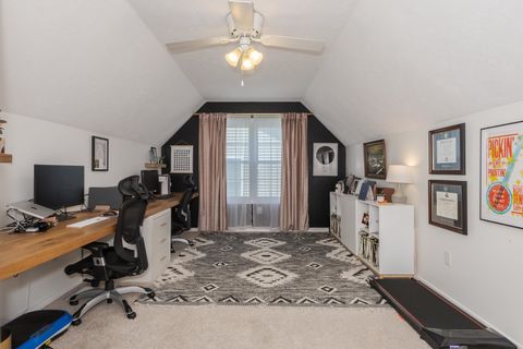 Tiny photo for 2804 Longmeadow Lane, Bloomington, IL 61704 (MLS # 12574410)