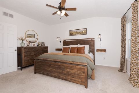 Tiny photo for 2804 Longmeadow Lane, Bloomington, IL 61704 (MLS # 12574410)