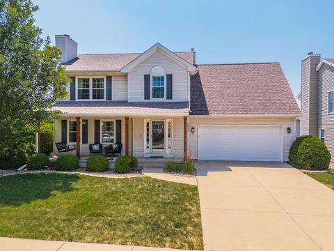 Photo of 2804 Longmeadow Lane, Bloomington, IL 61704 (MLS # 12574410)