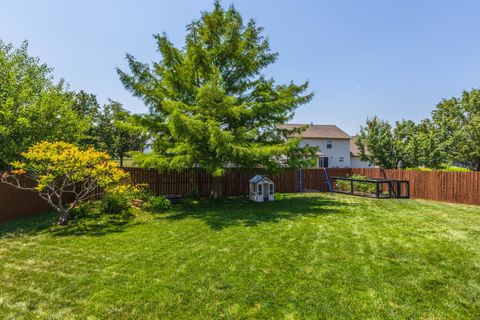 Tiny photo for 2804 Longmeadow Lane, Bloomington, IL 61704 (MLS # 12574410)