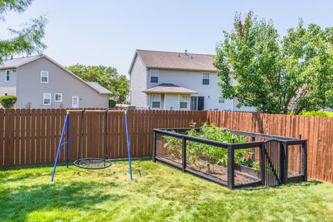 Tiny photo for 2804 Longmeadow Lane, Bloomington, IL 61704 (MLS # 12574410)