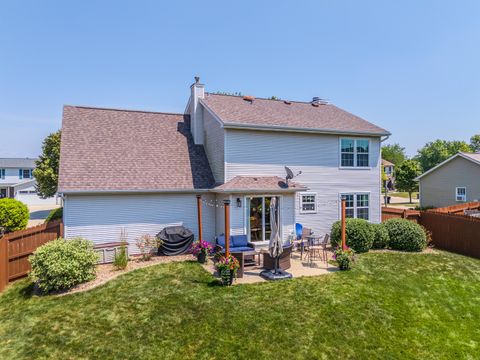 Tiny photo for 2804 Longmeadow Lane, Bloomington, IL 61704 (MLS # 12574410)