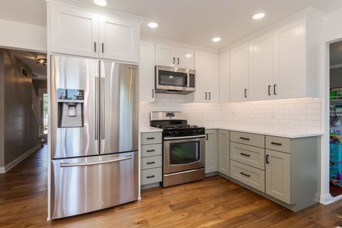 Tiny photo for 2804 Longmeadow Lane, Bloomington, IL 61704 (MLS # 12574410)