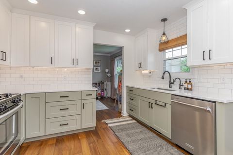 Tiny photo for 2804 Longmeadow Lane, Bloomington, IL 61704 (MLS # 12574410)