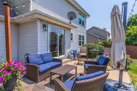 Tiny photo for 2804 Longmeadow Lane, Bloomington, IL 61704 (MLS # 12574410)